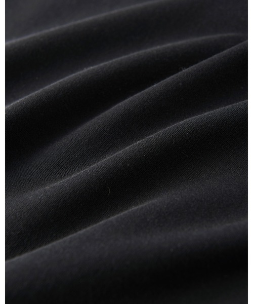 DoCLASSE( ドゥクラッセ)の「Vネック/半袖・DoT(Tシャツ/カットソー・レディース・ホワイト/ブラック/ダークネイビー/ライトグレー・LL/L/M/S)」の10枚目の写真
