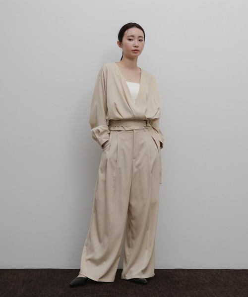 select MOCA Et(セレクトモカエト)の「【Et】Two-Tuck Wide Strech Pants(スラックス・レディース・ブラック/ベージュ・MEDIUM/LARGE)」の3枚目の写真