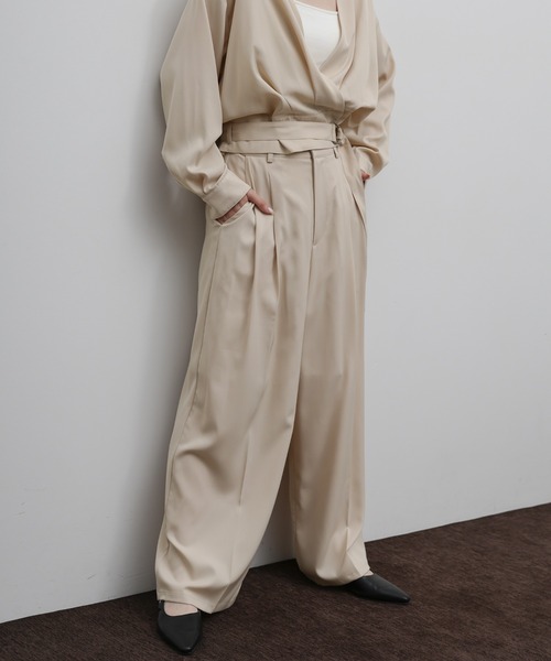 select MOCA Et(セレクトモカエト)の「【Et】Two-Tuck Wide Strech Pants(スラックス・レディース・ブラック/ベージュ・MEDIUM/LARGE)」の10枚目の写真