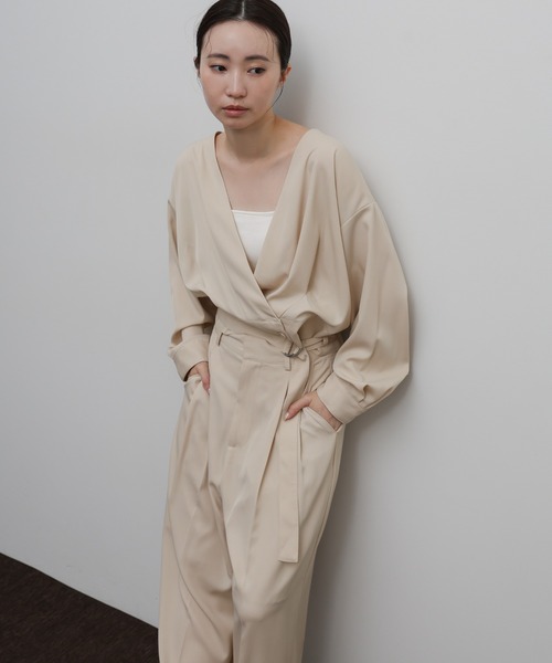 select MOCA Et(セレクトモカエト)の「【Et】Two-Tuck Wide Strech Pants(スラックス・レディース・ブラック/ベージュ・MEDIUM/LARGE)」の9枚目の写真