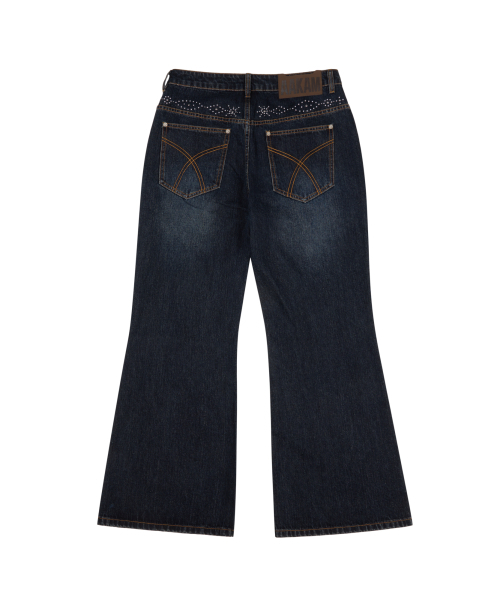 AAKAM（アーカム）の「Back Studded Flare Denim Pants (Blue)（デニムパンツ・レディース・その他・2/1）」の2枚目の写真
