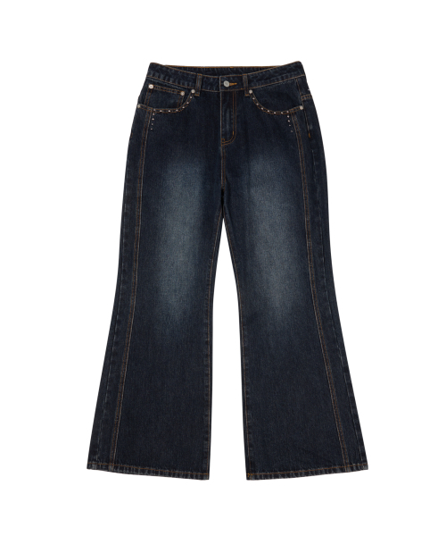 AAKAM（アーカム）の「Back Studded Flare Denim Pants (Blue)（デニムパンツ・レディース・その他・2/1）」の3枚目の写真