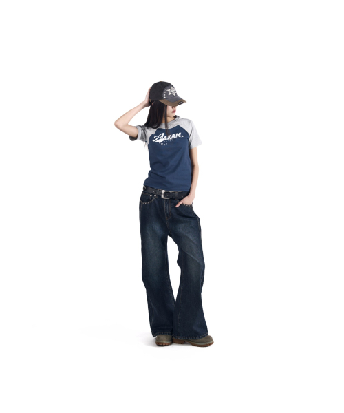 AAKAM（アーカム）の「Back Studded Flare Denim Pants (Blue)（デニムパンツ・レディース・その他・2/1）」の10枚目の写真