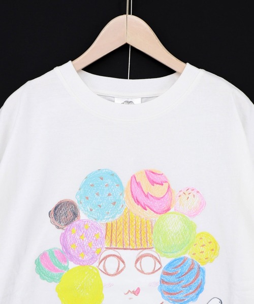ScoLar(スカラー)の「162679:【イラスト募集】頭の中はアイスクリームでいっぱい柄Tシャツ(Tシャツ/カットソー・レディース・オフホワイト/チャコールグレー・M)」の6枚目の写真
