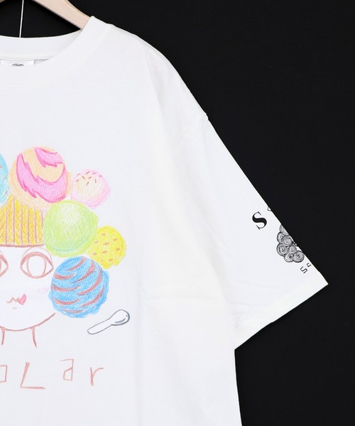 ScoLar(スカラー)の「162679:【イラスト募集】頭の中はアイスクリームでいっぱい柄Tシャツ(Tシャツ/カットソー・レディース・オフホワイト/チャコールグレー・M)」の7枚目の写真