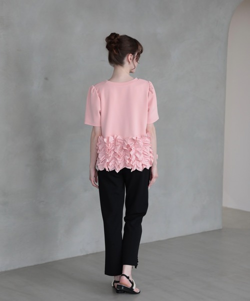M y u(ミュー)の「裾FLOWERチュールTee (半袖)(Tシャツ/カットソー・レディース・ブラック/ホワイト/ピンク・ML)」の6枚目の写真
