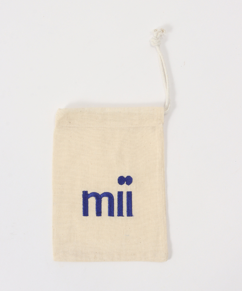mii(ミー)の「【Mii / ミイ】SCREEN PRINTED SQUARE SCARF-70X70(バンダナ/スカーフ・レディース・その他・FREE)」の2枚目の写真