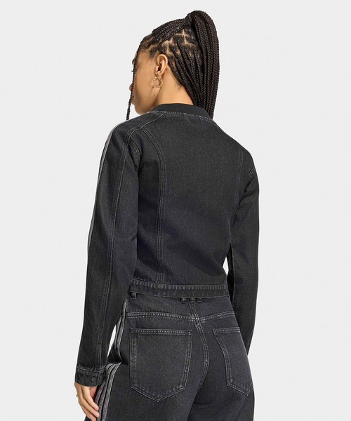 adidas(アディダス)の「adidas/アディダス ORI SST 2.0 TRACKTOP レディース クロップド丈 短丈デニムジャケット トレフォイルロゴ スリーストライプ 秋服 2026年秋冬 冬服(デニムジャケット・レディース・ブラック・S/M/L)」の3枚目の写真