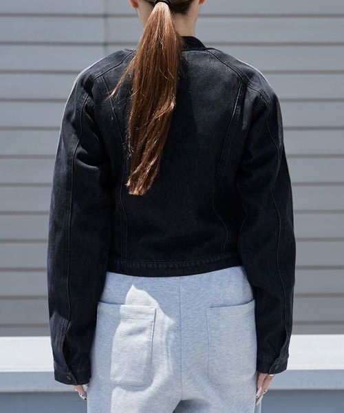 adidas(アディダス)の「adidas/アディダス ORI SST 2.0 TRACKTOP レディース クロップド丈 短丈デニムジャケット トレフォイルロゴ スリーストライプ 秋服 2026年秋冬 冬服(デニムジャケット・レディース・ブラック・S/M/L)」の6枚目の写真