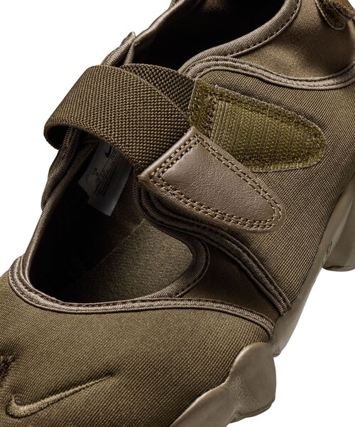 ADAM ET ROPE'（アダムエロペ）の「【NIKE(ナイキ)】ウィメンズ エアリフト FL（スニーカー・レディース・ダークブラウン・23/24/25）」の6枚目の写真