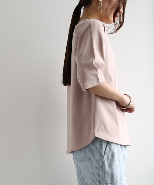 and it_(アンドイット)の「汗じみ防止加工クルーネック五分袖Tシャツ(Tシャツ/カットソー・レディース・アイボリー/ブラック/スモークピンク/杢グレー・M-L)」の13枚目の写真