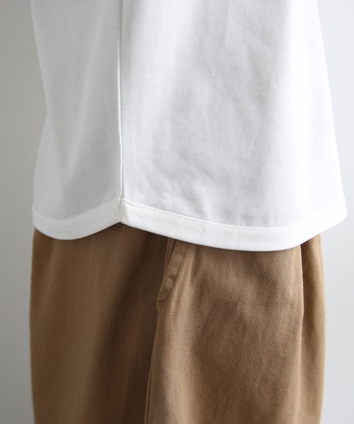 and it_(アンドイット)の「汗じみ防止加工クルーネック五分袖Tシャツ(Tシャツ/カットソー・レディース・アイボリー/ブラック/スモークピンク/杢グレー・M-L)」の20枚目の写真