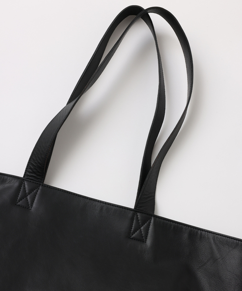 UNFOLLOW（アンフォロー）の「【FOLL / フォル】buffalo leather big tote bag（トートバッグ・メンズ・ブラック/ブラウン・FREE）」の3枚目の写真
