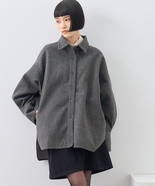 NOGLE(ノグル)の「【NOGLE/ノグル】カットメルトンシャツジャケット/サイドポケット付き(シャツ/ブラウス・レディース・アイボリー/ブラウン/グレー・FREE)」の2枚目の写真