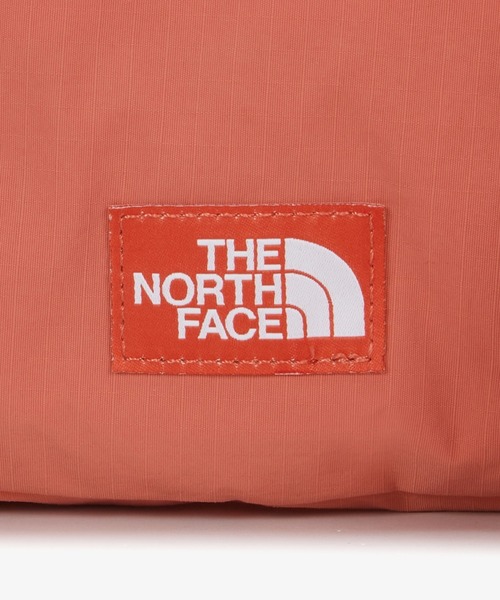THE NORTH FACE（ザノースフェイス）の「【韓国限定・日本未入荷】THE NORTH FACE BREEZE ROLL CROSS BAG / ノースフェイス ブリーズ ロール クロスバッグ 2WAYショルダーバッグ（ミニポーチ付き）（ショルダーバッグ・メンズ・ピンク/ブラック/ベージュ・FREE）」の17枚目の写真