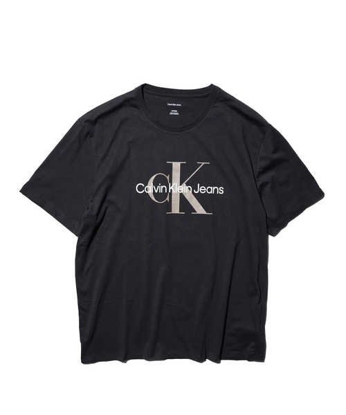 Calvin Klein(カルバン・クライン)の「Calvin Klein / PRINTED LOGO TEE(Tシャツ/カットソー・メンズ・ブラック/その他1/ブラック系その他/ブラック系その他2・LARGE/X-LARGE)」の2枚目の写真