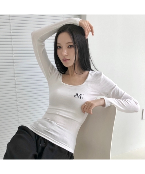 MUCENT（ムセント）の「ルエブ スクエアネックリブ長袖Tシャツ (4カラー)（Tシャツ/カットソー・レディース・ブラック/ホワイト/グレー/チャコール・FREE）」の2枚目の写真