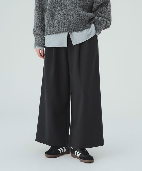 BEAMS HEART(ビームスハート)の「スウェット スラックス パンツ(スラックス・レディース・グレー/チャコールグレー・SMALL/MEDIUM)」の2枚目の写真