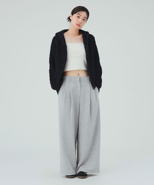 BEAMS HEART(ビームスハート)の「スウェット スラックス パンツ(スラックス・レディース・グレー/チャコールグレー・SMALL/MEDIUM)」の4枚目の写真