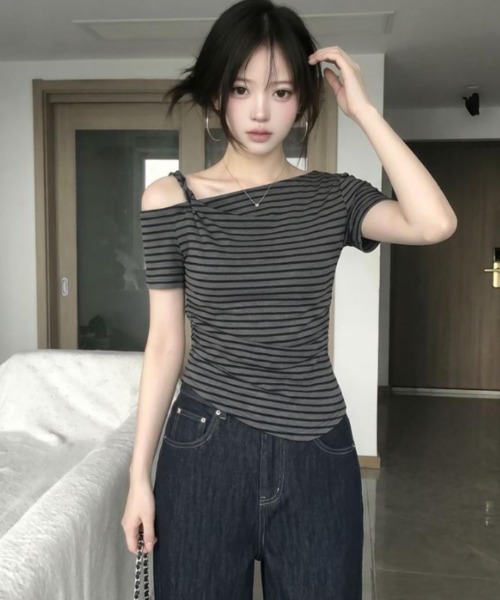 semplice(センプリチェ)の「Tシャツ【韓国ファッション】(Tシャツ/カットソー・レディース・グレー・F)」の7枚目の写真