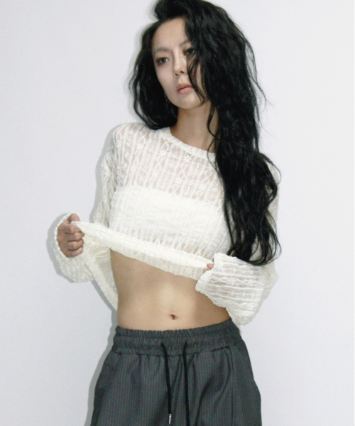 DEMARC(ドゥマーク)の「Lace Layered Semi-Crop T-Shirt white(Tシャツ/カットソー・レディース・ホワイト・FREE)」の6枚目の写真