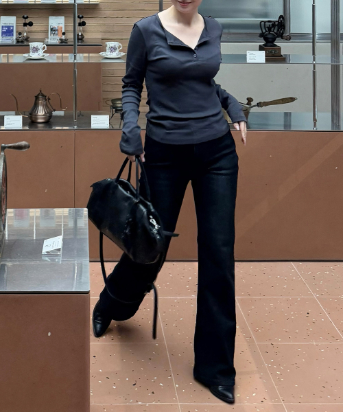 MIND BRIDGE WOMEN（マインドブリッジウーマン）の「[ON][W]リブ ヘンリーネック デイリー 長袖 Tシャツ - 4color（Tシャツ/カットソー・レディース・ホワイト/ブラック/ダークグレー/ライトグレー・55/66/77）」の12枚目の写真