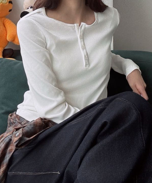 MIND BRIDGE WOMEN（マインドブリッジウーマン）の「[ON][W]リブ ヘンリーネック デイリー 長袖 Tシャツ - 4color（Tシャツ/カットソー・レディース・ホワイト/ブラック/ダークグレー/ライトグレー・55/66/77）」の8枚目の写真