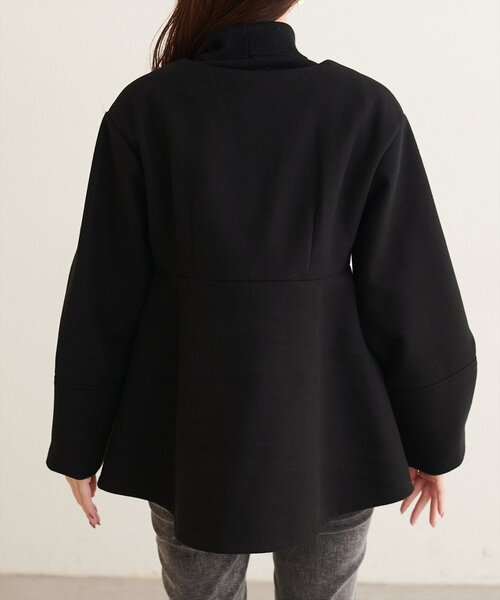 natural couture(ナチュラルクチュール)の「くるみ釦ペプラムジャケット(ノーカラージャケット・レディース・モカ/アイボリー/ブラウン/ブラック・FREE)」の17枚目の写真