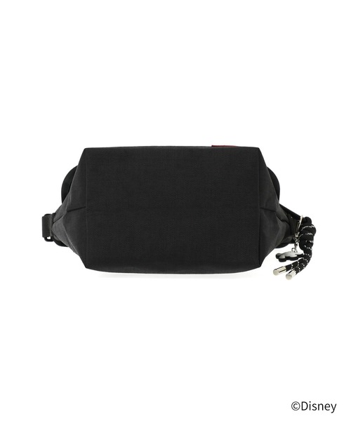 Manhattan Portage(マンハッタンポーテージ)の「NYLON MESSENGER BAG(XS)BACK POCKET W/ DIVIDER MAGNET / MICKEY / 26(メッセンジャーバッグ・レディース・ブラック・X-SMALL)」の5枚目の写真