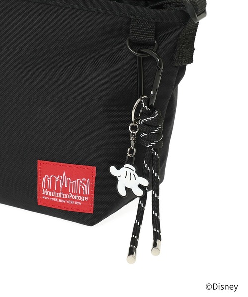 Manhattan Portage(マンハッタンポーテージ)の「NYLON MESSENGER BAG(XS)BACK POCKET W/ DIVIDER MAGNET / MICKEY / 26(メッセンジャーバッグ・レディース・ブラック・X-SMALL)」の14枚目の写真