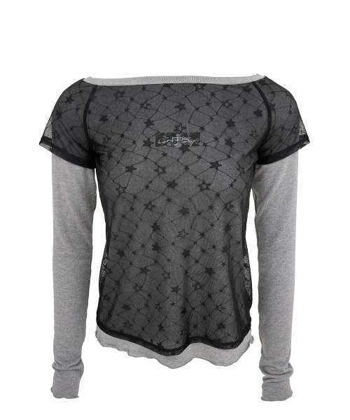 PLASMASPHERE(プラズマスフィア)の「DAZZLE ドローイング レイヤード ボートネック オフショルダー スリムフィット Tシャツ_2COLOR(Tシャツ/カットソー・レディース・スカイブルー/ライトグレー・FREE)」の4枚目の写真