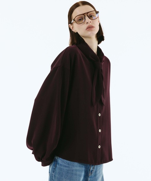 HeRIN.CYE（ヘリンドットサイ）の「Scarf docking shirt（シャツ/ブラウス・レディース・ブラック/ボルドー/ブルー・FREE）」の21枚目の写真