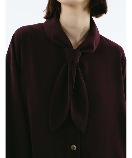 HeRIN.CYE（ヘリンドットサイ）の「Scarf docking shirt（シャツ/ブラウス・レディース・ブラック/ボルドー/ブルー・FREE）」の22枚目の写真