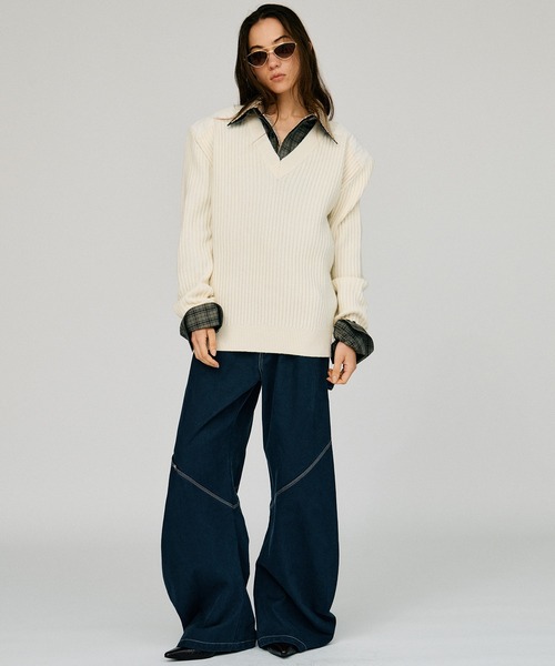 PRANK PROJECT(プランクプロジェクト)の「【2026Winter Pre-Order】ショルダーパッチVネックリブニット / Shoulder Patch V-Neck Rib Knit(ニット/セーター・レディース・アイボリー/ブラウン/グレー・FREE)」の6枚目の写真