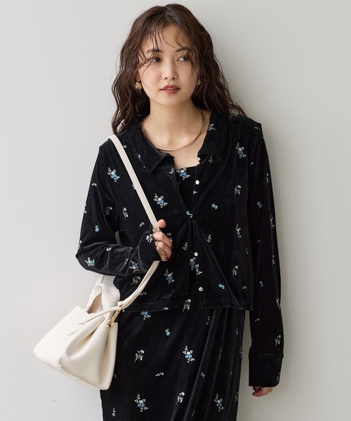 VIS(ビス)の「カラー刺繍ベロアカーディガン(カーディガン/ボレロ・レディース・ブラウン系その他/ブラック系その他・FREE)」の5枚目の写真