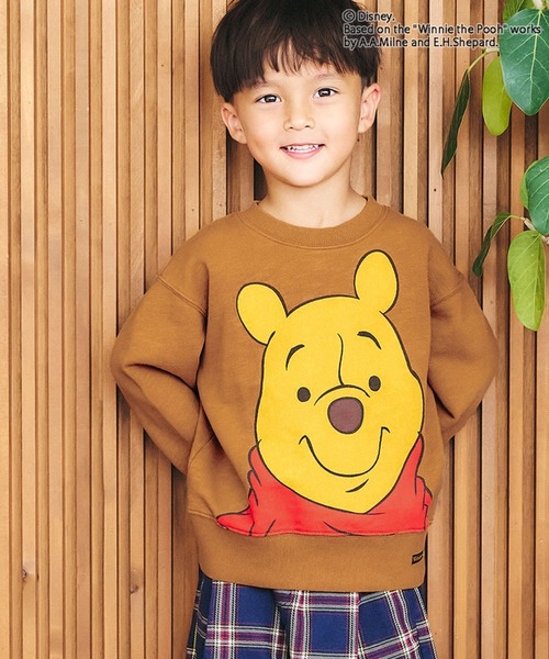 F.O.KIDS（エフオーキッズ）の「F.O.KIDS/エフオーキッズ ディズニーキャラクター Pooh 4色2柄トレーナー プーさん 子供服 通園 かわいい おでかけ カジュアル 2026秋冬 秋服 冬服（スウェット・キッズ・レッド/グリーン/アイボリー/キャメル・130/140/150/160）」の3枚目の写真