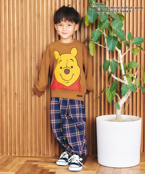 F.O.KIDS（エフオーキッズ）の「F.O.KIDS/エフオーキッズ ディズニーキャラクター Pooh 4色2柄トレーナー プーさん 子供服 通園 かわいい おでかけ カジュアル 2026秋冬 秋服 冬服（スウェット・キッズ・レッド/グリーン/アイボリー/キャメル・130/140/150/160）」の15枚目の写真