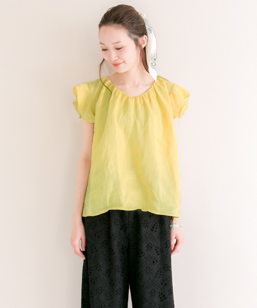 URBAN RESEARCH（アーバンリサーチ）の「UR ラミー袖フリルブラウス（シャツ/ブラウス・レディース・オフホワイト/サックスブルー/グリーン系その他・FREE）」の7枚目の写真