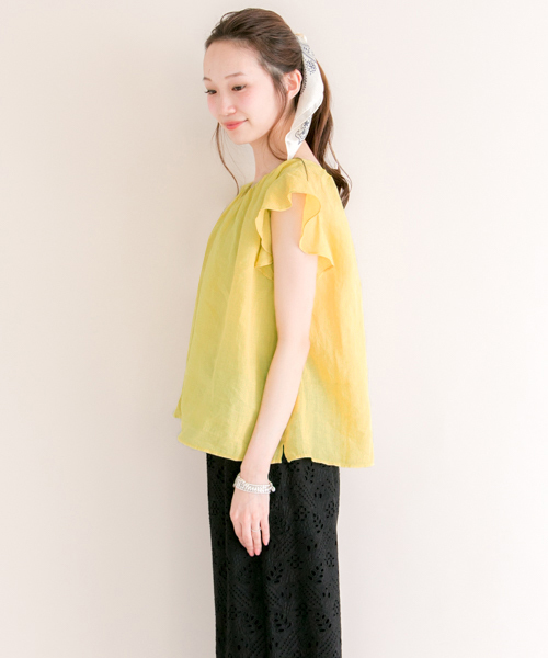 URBAN RESEARCH（アーバンリサーチ）の「UR ラミー袖フリルブラウス（シャツ/ブラウス・レディース・オフホワイト/サックスブルー/グリーン系その他・FREE）」の8枚目の写真