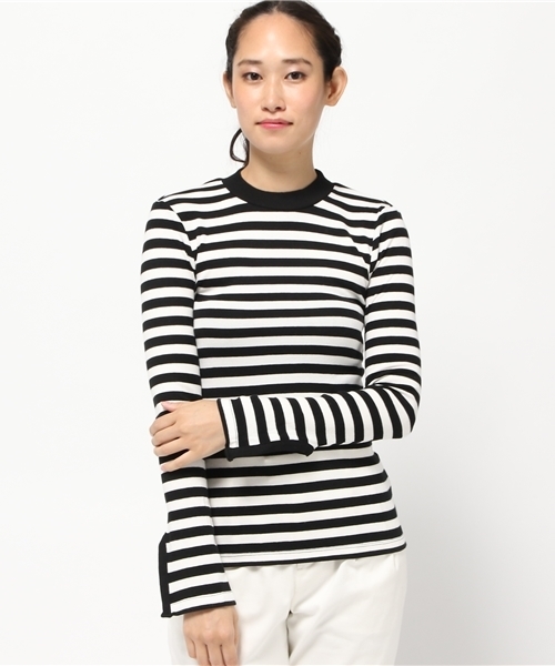 MOUSSY（マウジー）の「SLIT LONG SLEEVE TOPJ（Tシャツ/カットソー・レディース・ホワイト/ホワイト系その他/レッド系その他/ブラック・1/2）」の13枚目の写真