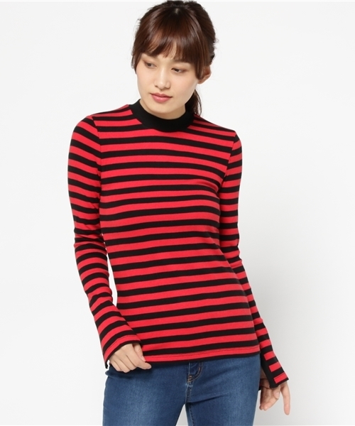 MOUSSY（マウジー）の「SLIT LONG SLEEVE TOPJ（Tシャツ/カットソー・レディース・ホワイト/ホワイト系その他/レッド系その他/ブラック・1/2）」の15枚目の写真