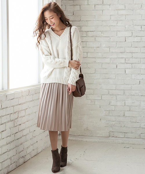 fifth（フィフス）の「ロングプリーツスカート（スカート・レディース・ブラック/グリーン/ボルドー/ホワイト/ネイビー/ベージュ・MEDIUM）」の20枚目の写真