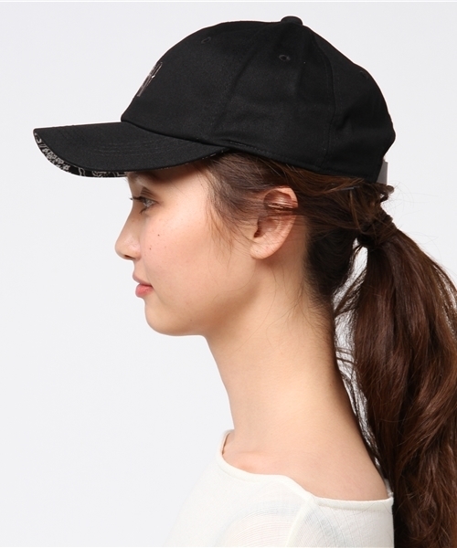 reyn spooner（レインスプーナー）の「【Reyn Spooner】レインスプーナー CURVE VISOR CAP（キャップ・レディース・ネイビー/オフホワイト/ブラック・ONE SIZE）」の4枚目の写真