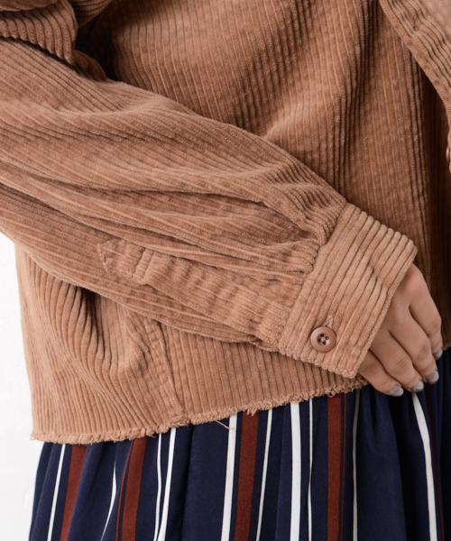 CIAOPANIC(チャオパニック)の「太畝コーデュロイシャツジャケット(シャツ/ブラウス・レディース・ブラック/ブラウン/アイボリー・FREE)」の11枚目の写真