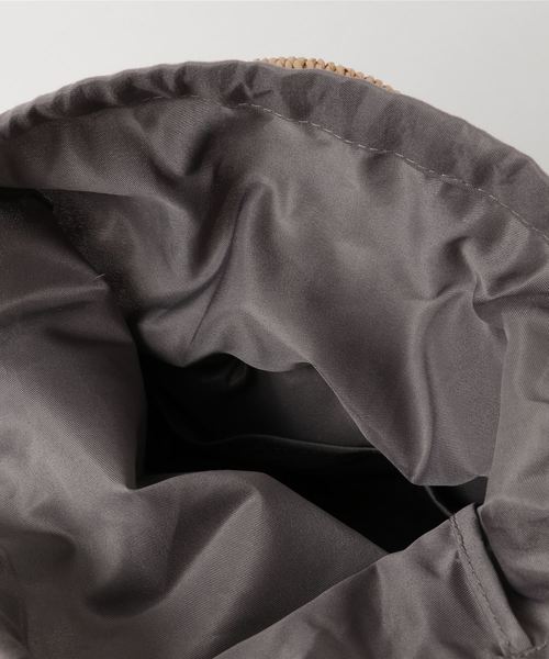 laboratory work(ラボラトリーワーク)の「フリンジミニトート(かごバッグ・レディース・ブラック/ブラウン・フリー)」の4枚目の写真