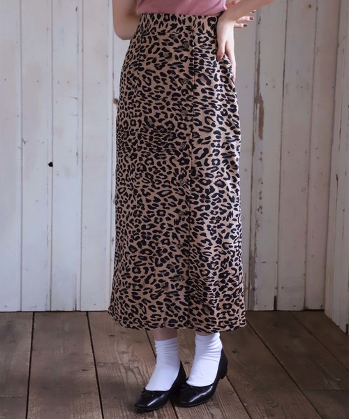 one after another NICE CLAUP(ワンアフターアナザーナイスクラップ)の「タイトミディスカート(スカート・レディース・アイボリー/グリーン系その他/マスタード/レオパード・FREE)」の4枚目の写真