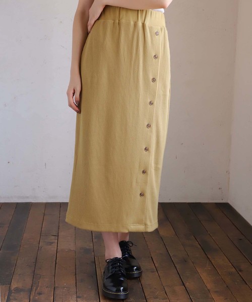 one after another NICE CLAUP(ワンアフターアナザーナイスクラップ)の「タイトミディスカート(スカート・レディース・アイボリー/グリーン系その他/マスタード/レオパード・FREE)」の1枚目の写真
