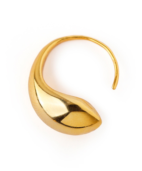 ANEMONE（アネモネ）の「カーブラインのドロップフープピアス（ピアス（両耳用）・レディース・シルバー/ゴールド/ピンクゴールド・FREE）」の7枚目の写真