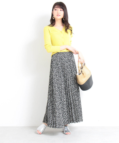 N.(N. Natural Beauty Basic)(エヌエヌナチュラルビューティーベーシック)の「レトロフラワープリーツスカート(スカート・レディース・ブラック系その他/ダークネイビー/レッド系その他・MEDIUM)」の8枚目の写真