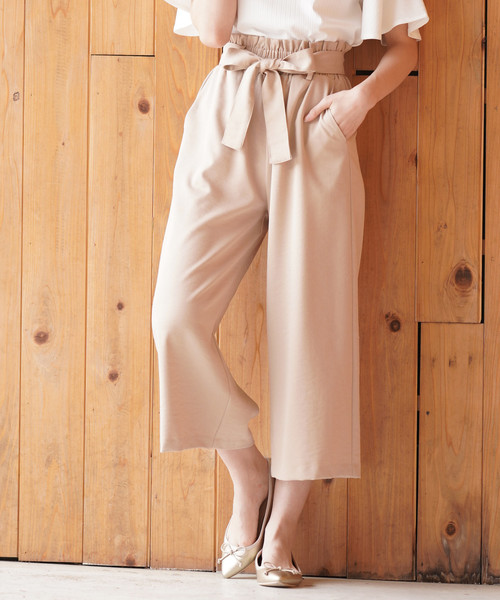 rps(アールピーエス)の「共リボンワイドクロップドパンツ(その他パンツ・レディース・ブラック/ベージュ/オフホワイト・M)」の1枚目の写真